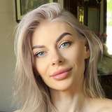 sofiaawhite from onlyfans